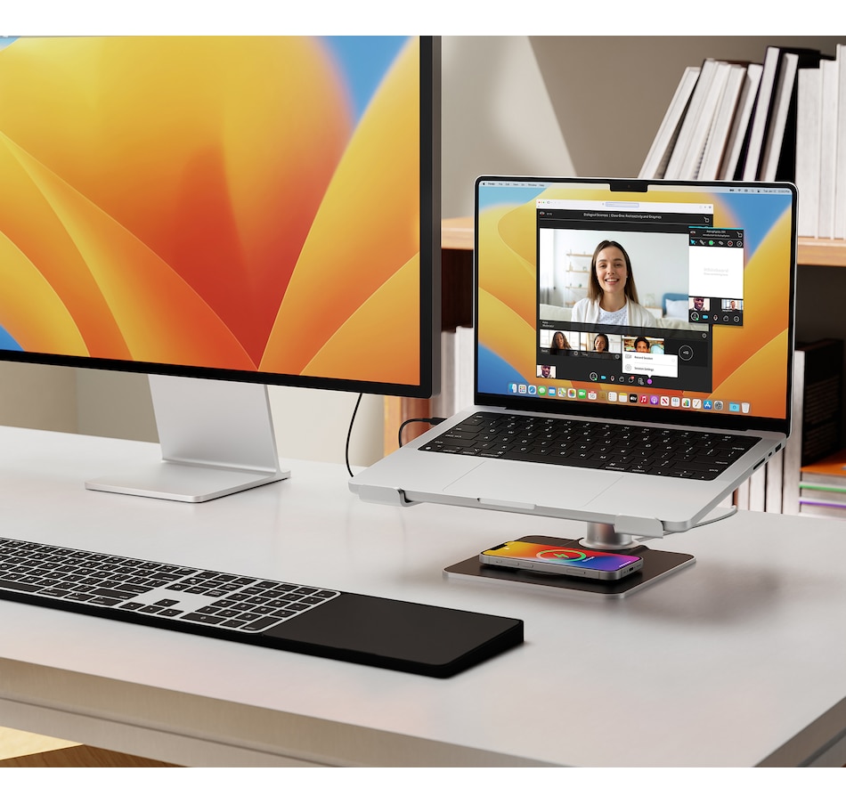 Image 738026_ALTMORE3.jpg, Product 738-026 / Price $139.99, Twelve South HiRise Pro for MacBook (with Built-in MagSafe Housing) from Twelve South on TSC.ca's Electronics department